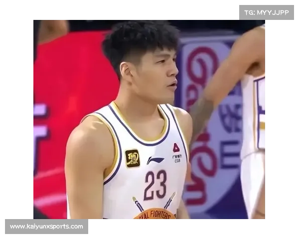 陈国豪拿下13分刘彦诚三分球5中4 广州男篮季前赛遭47分惨败