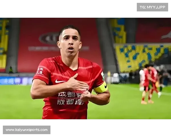 罗慕洛中场调度依旧稳健 蓉城攻防转换枢纽作用关键